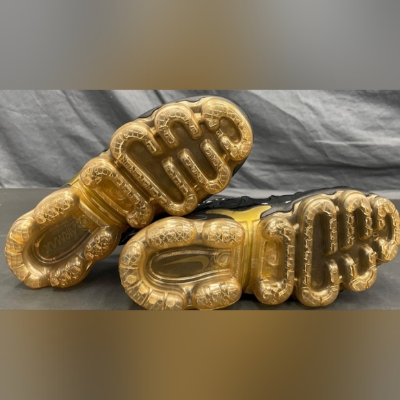 Nike Air VaporMax Plus Women's Sneakers Size 6.5 NWOT MSRP $219.99 - Picture 9 of 12